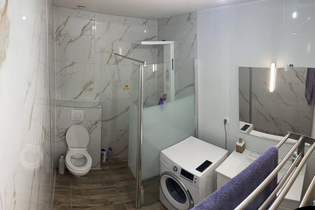 Appartement Prive Dans Villa Montauban Exterior foto